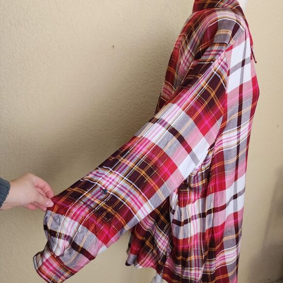 Intro. NWT Plaid Shirt Womens 3X Pink Black Rayon Flannel Button Up Tunic Top - Picture 5 of 10